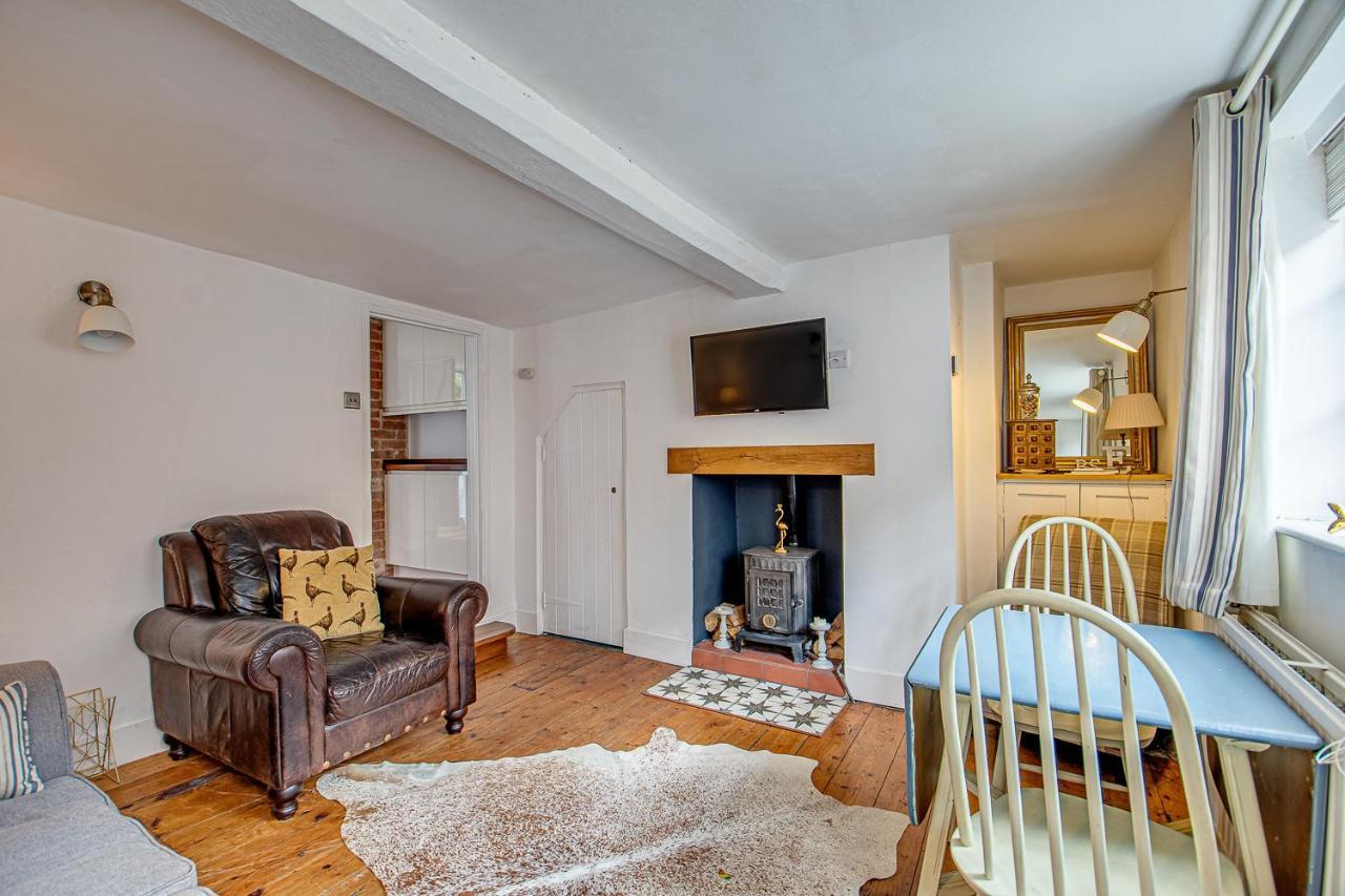 Sweet & Cosy 10 Bridewell Cottage With Parking Available Upon Request Bury St. Edmunds Luaran gambar