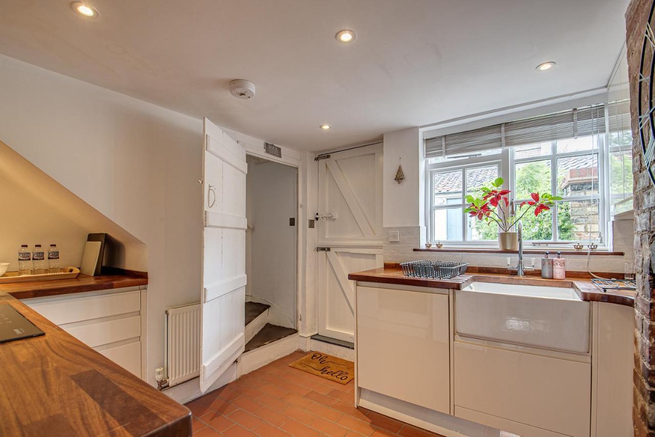 Sweet & Cosy 10 Bridewell Cottage With Parking Available Upon Request Bury St. Edmunds Luaran gambar