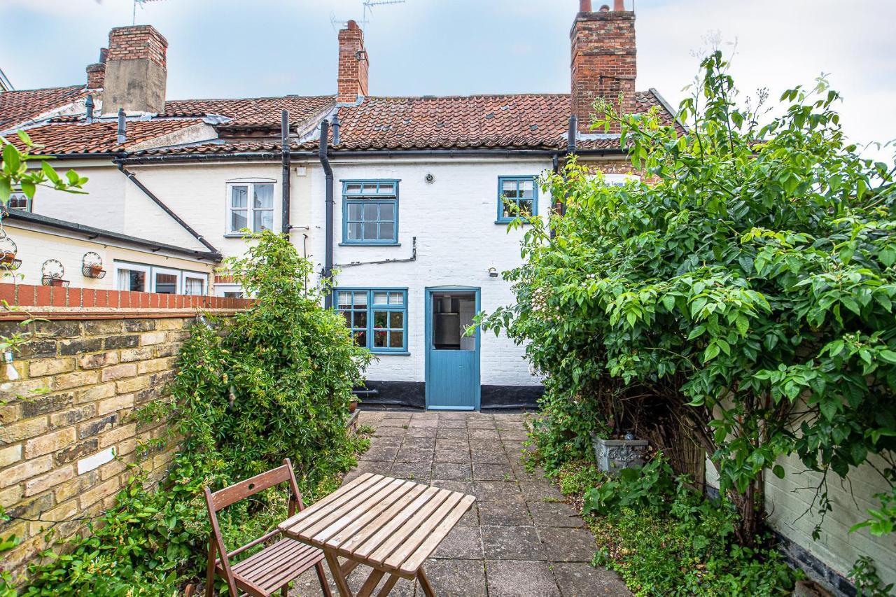 Sweet & Cosy 10 Bridewell Cottage With Parking Available Upon Request Bury St. Edmunds Luaran gambar